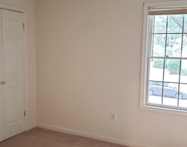 10316 Royal Road - Photo Thumbnail 12