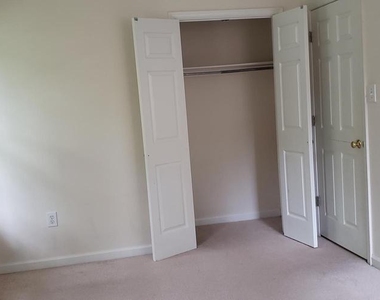10316 Royal Road - Photo Thumbnail 16