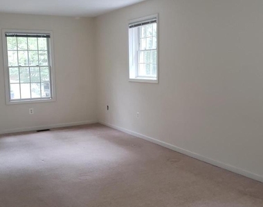 10316 Royal Road - Photo Thumbnail 10