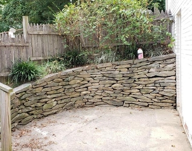 10316 Royal Road - Photo Thumbnail 2