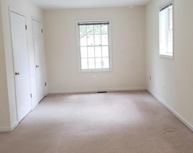 10316 Royal Road - Photo Thumbnail 9