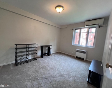 10413 Montrose Avenue - Photo Thumbnail 21