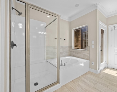 4801 Interlachen Ln - Photo Thumbnail 13