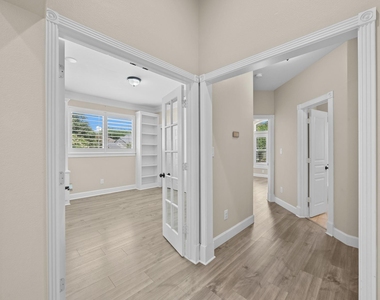 4801 Interlachen Ln - Photo Thumbnail 36