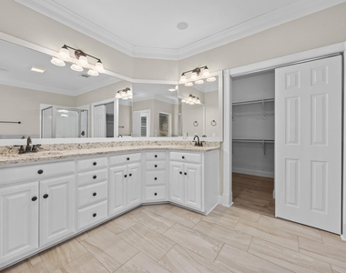 4801 Interlachen Ln - Photo Thumbnail 12