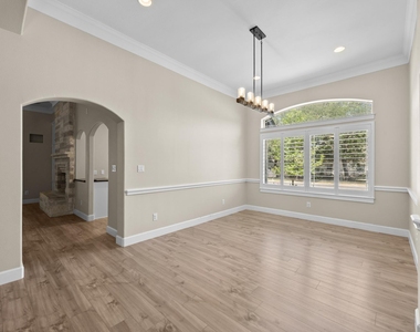 4801 Interlachen Ln - Photo Thumbnail 9