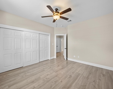 4801 Interlachen Ln - Photo Thumbnail 37