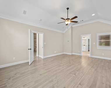 4801 Interlachen Ln - Photo Thumbnail 34