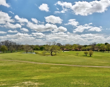 4801 Interlachen Ln - Photo Thumbnail 23