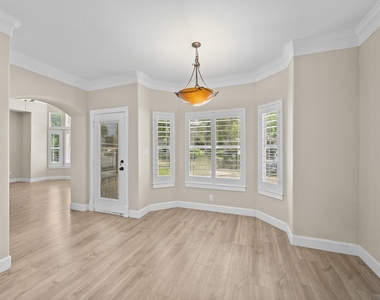 4801 Interlachen Ln - Photo Thumbnail 3