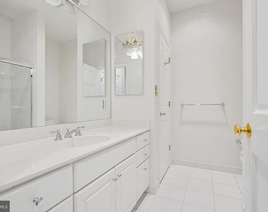 10810 Burbank - Photo Thumbnail 53