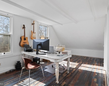 206 Grove Avenue - Photo Thumbnail 29
