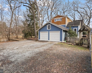 206 Grove Avenue - Photo Thumbnail 46