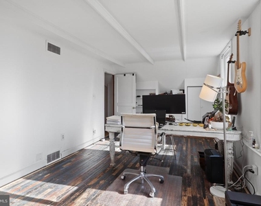 206 Grove Avenue - Photo Thumbnail 30
