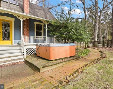 206 Grove Avenue - Photo Thumbnail 52