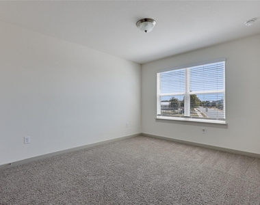 8340 Mimi Ln - Photo Thumbnail 29