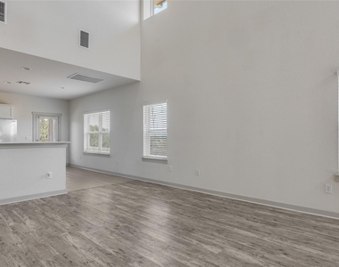 8340 Mimi Ln - Photo Thumbnail 8