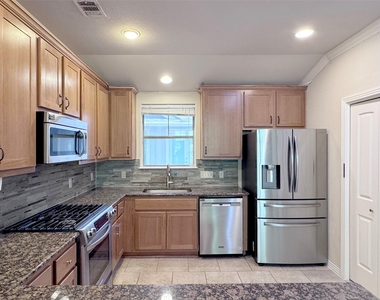 9707 Anderson Mill Rd - Photo Thumbnail 10