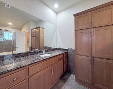 9707 Anderson Mill Rd - Photo Thumbnail 15