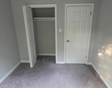 1353 Templeton Place - Photo Thumbnail 19
