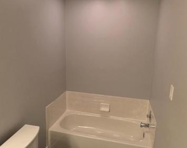 1353 Templeton Place - Photo Thumbnail 25