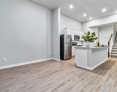 541 Caymus Dr - Photo Thumbnail 5