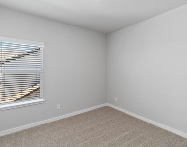 541 Caymus Dr - Photo Thumbnail 29