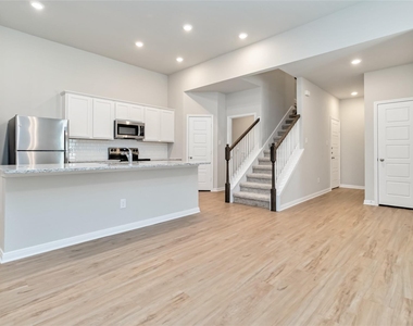 541 Caymus Dr - Photo Thumbnail 12