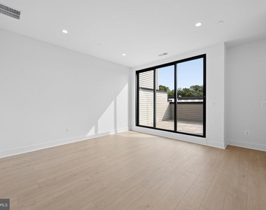 5609 Vermillion Cir - Photo Thumbnail 36