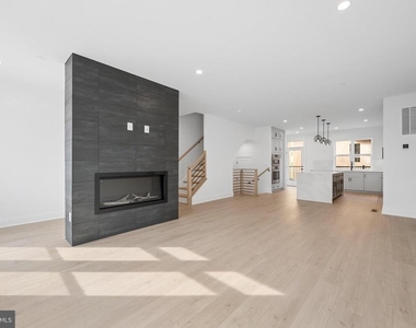 5609 Vermillion Cir - Photo Thumbnail 13