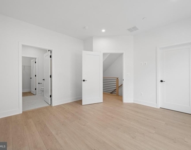 5609 Vermillion Cir - Photo Thumbnail 28