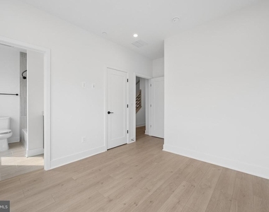 5609 Vermillion Cir - Photo Thumbnail 33