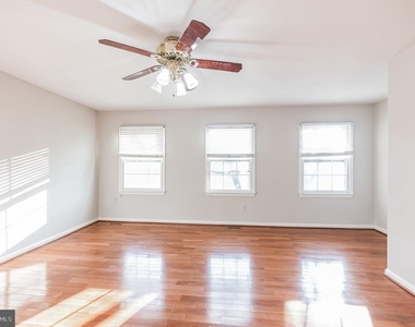 14524 Pebblewood Drive - Photo Thumbnail 13