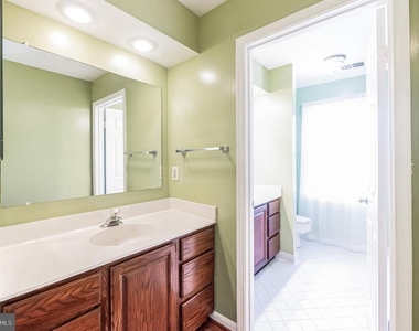 14524 Pebblewood Drive - Photo Thumbnail 24
