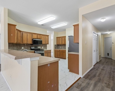 1512 Sweet Leaf Ln - Photo Thumbnail 14