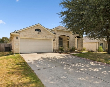 1512 Sweet Leaf Ln - Photo Thumbnail 1
