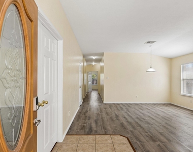 1512 Sweet Leaf Ln - Photo Thumbnail 3