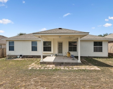 1512 Sweet Leaf Ln - Photo Thumbnail 31