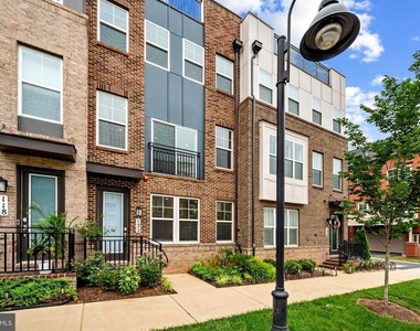 122 Dickenson Drive - Photo Thumbnail 1