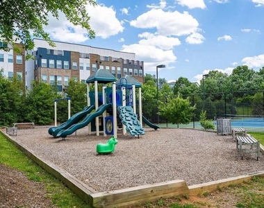 122 Dickenson Drive - Photo Thumbnail 60