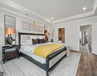 122 Dickenson Drive - Photo Thumbnail 23