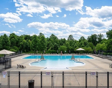 122 Dickenson Drive - Photo Thumbnail 53