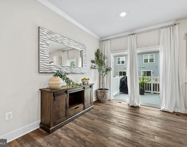 122 Dickenson Drive - Photo Thumbnail 13