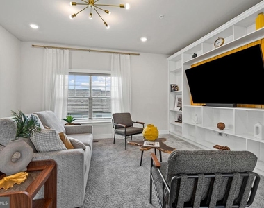 122 Dickenson Drive - Photo Thumbnail 34