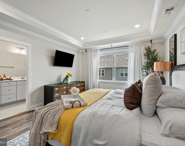 122 Dickenson Drive - Photo Thumbnail 21