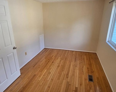 23 Cross Ridge Court - Photo Thumbnail 15