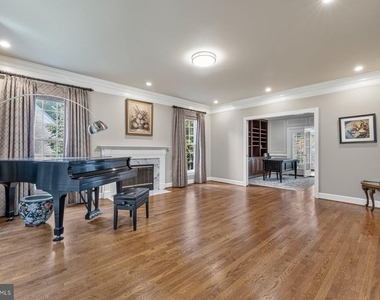 10117 Meyer Point Terrace - Photo Thumbnail 18