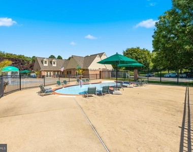 10117 Meyer Point Terrace - Photo Thumbnail 49