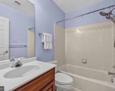 10117 Meyer Point Terrace - Photo Thumbnail 27
