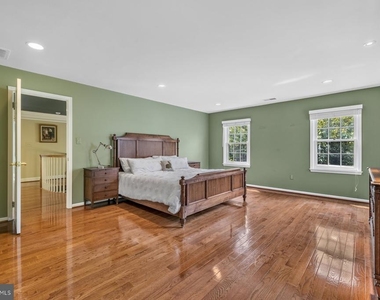 10117 Meyer Point Terrace - Photo Thumbnail 29
